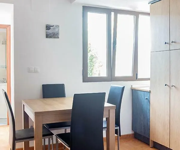 Casa De Pueblo En Centro Historico De